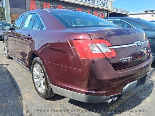 Maroon 2011 Ford Taurus SEL