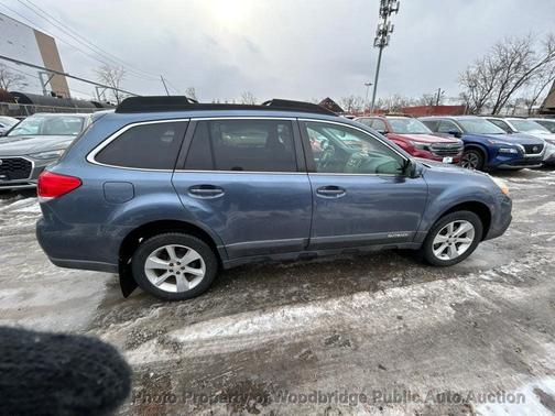 2013 Subaru Outback 2.5i Premium