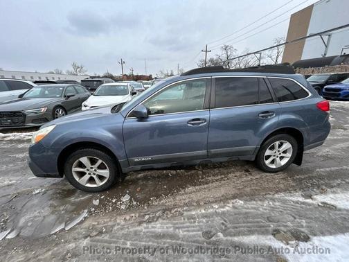2013 Subaru Outback 2.5i Premium