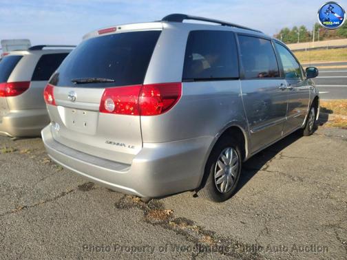 2008 Toyota Sienna LE