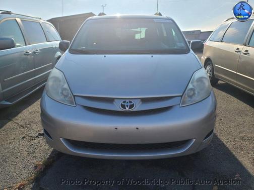 2008 Toyota Sienna LE