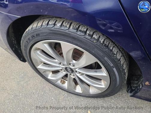 2011 Hyundai SONATA SE