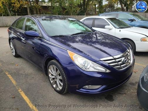2011 Hyundai SONATA SE