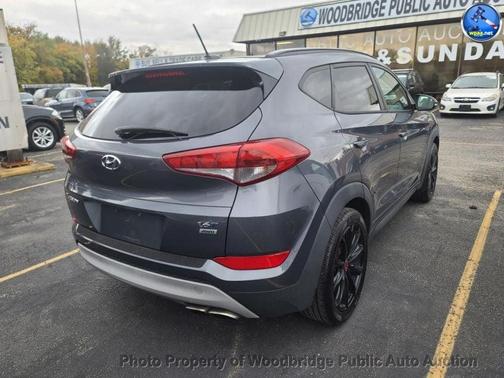 2017 Hyundai TUCSON Night