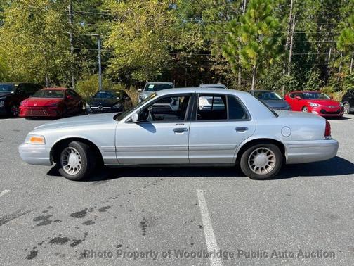 2001 Ford Crown Victoria LX