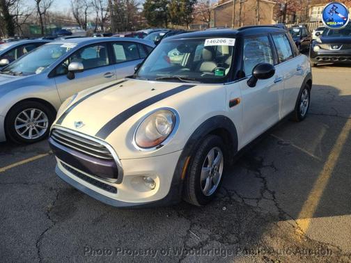 2016 MINI Hardtop Cooper