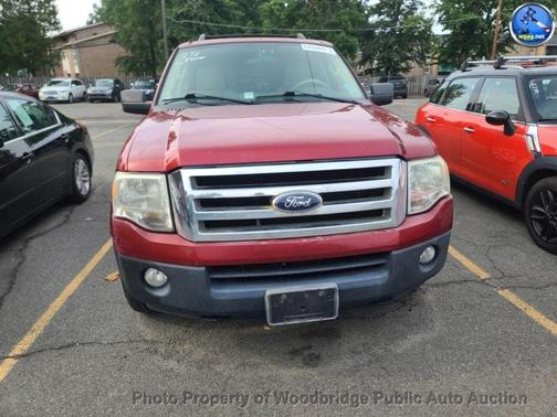 Maroon 2007 Ford Expedition XLT