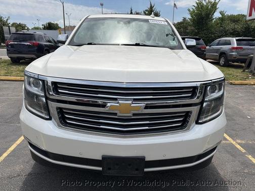 White 2015 Chevrolet Suburban 1500 LTZ