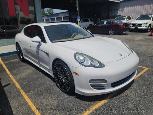 2011 Porsche Panamera 4