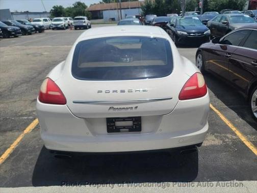 2011 Porsche Panamera 4