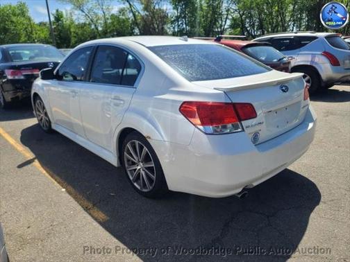 2014 Subaru Legacy Sport