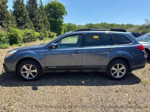 Blue 2013 Subaru Outback 2.5i Premium