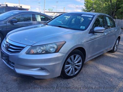 Alabaster Silver Metallic 2011 Honda Accord EX-L