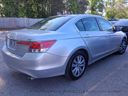 Alabaster Silver Metallic 2011 Honda Accord EX-L