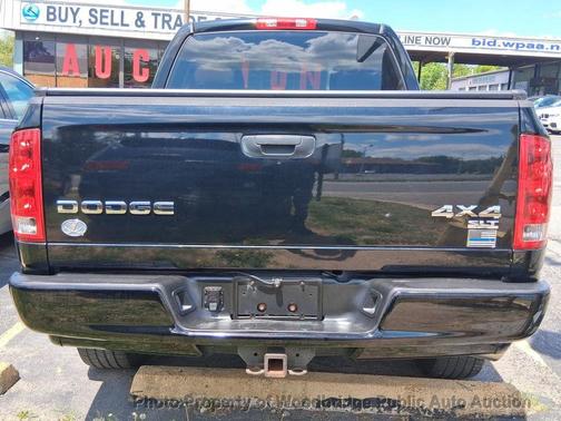 Black 2004 Dodge Ram 1500 SLT Quad Cab