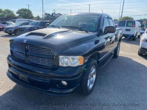Black 2004 Dodge Ram 1500 SLT Quad Cab