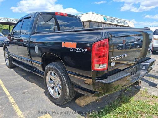 Black 2004 Dodge Ram 1500 SLT Quad Cab
