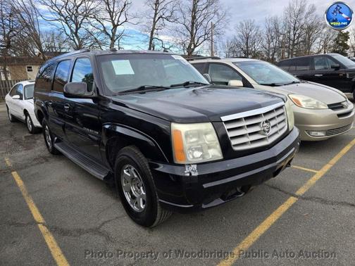 2004 Cadillac Escalade ESV Standard