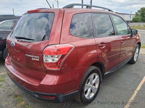 Maroon 2015 Subaru Forester 2.5i Premium