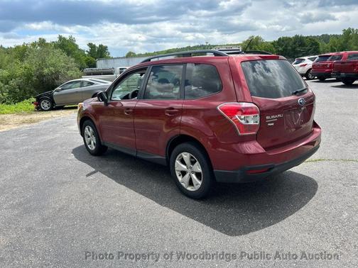 Maroon 2015 Subaru Forester 2.5i Premium