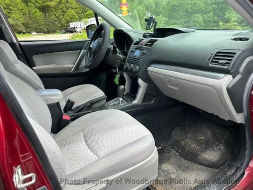 Maroon 2015 Subaru Forester 2.5i Premium