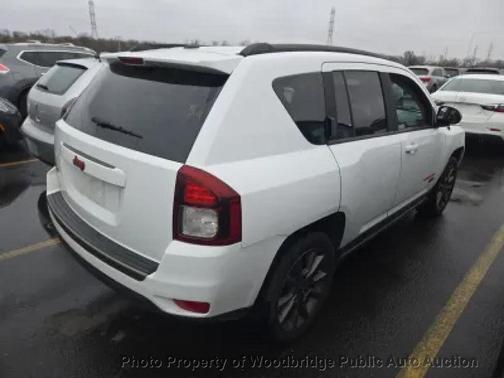 Bright White Clearcoat 2016 Jeep Compass 75th Anniversary