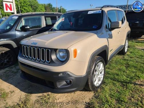 Mojave Sand 2016 Jeep Renegade Latitude