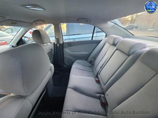 2010 Hyundai SONATA GLS