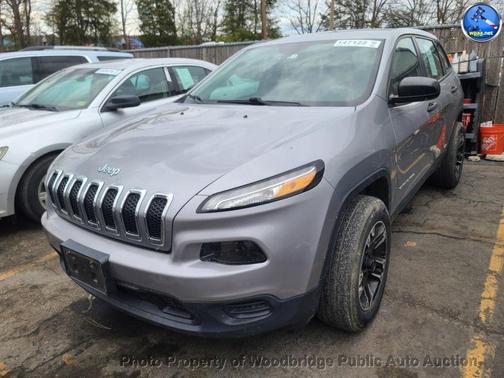 2016 Jeep Cherokee Sport