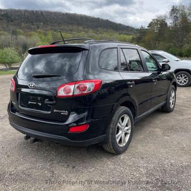 Phantom Black Metallic 2011 Hyundai SANTA FE SE