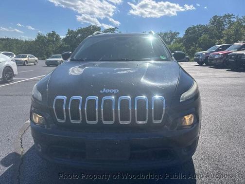 Brilliant Black Crystal Pearlcoat 2014 Jeep Cherokee Latitude
