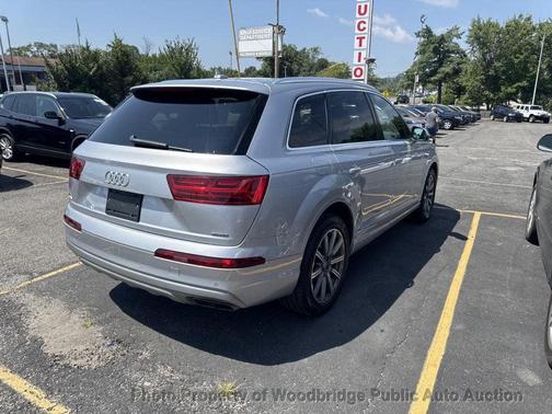 2019 Audi Q7 55 Premium Plus