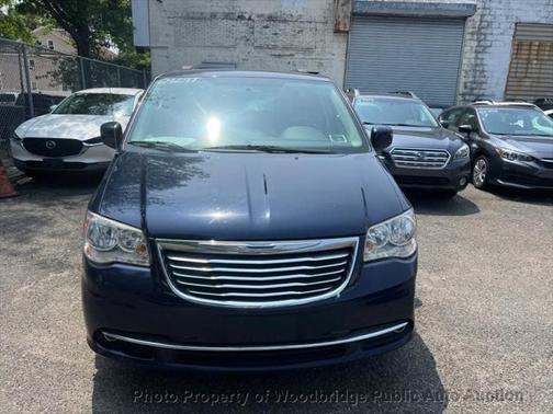 2015 Chrysler Town & Country Touring