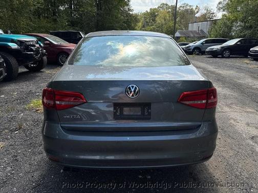2015 Volkswagen Jetta 2.0L S