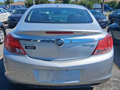 Quicksilver Metallic 2011 Buick Regal CXL