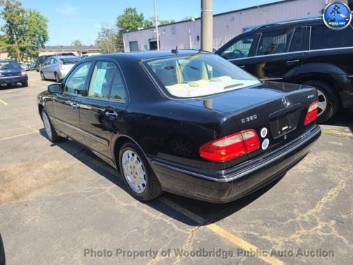 2002 Mercedes-Benz E-Class 4-Matic