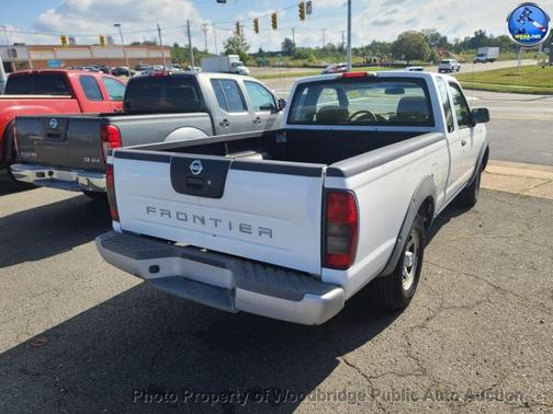 2004 Nissan Frontier XE King Cab