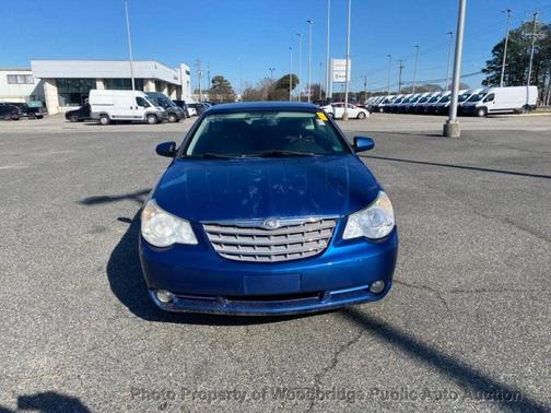 2009 Chrysler Sebring Base