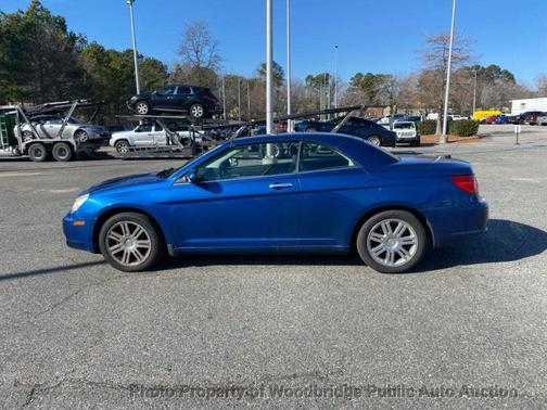 2009 Chrysler Sebring Base