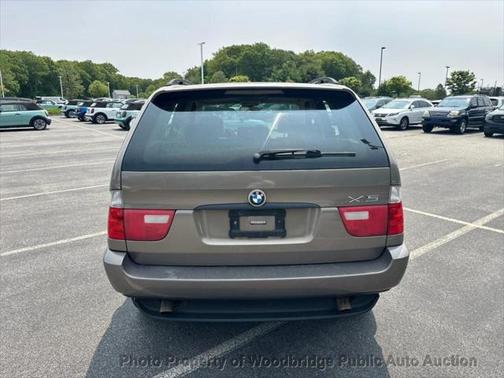 2005 BMW X5 3.0i