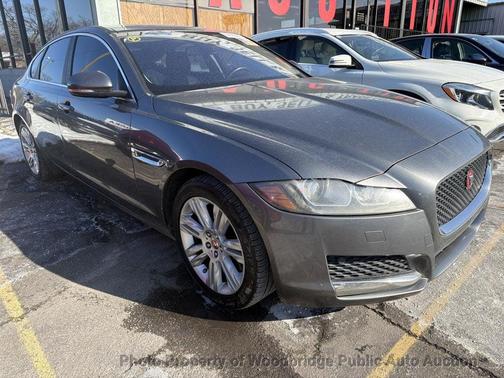 Gray 2017 Jaguar XF 35t Premium