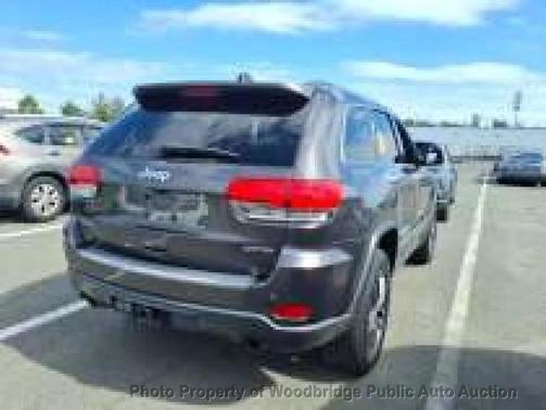 Granite Crystal Metallic Clearcoat 2017 Jeep Grand Cherokee Limited
