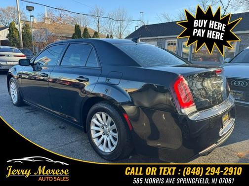 2018 Chrysler 300 Touring