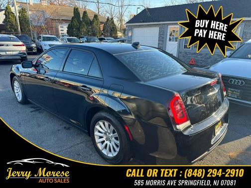 2018 Chrysler 300 Touring