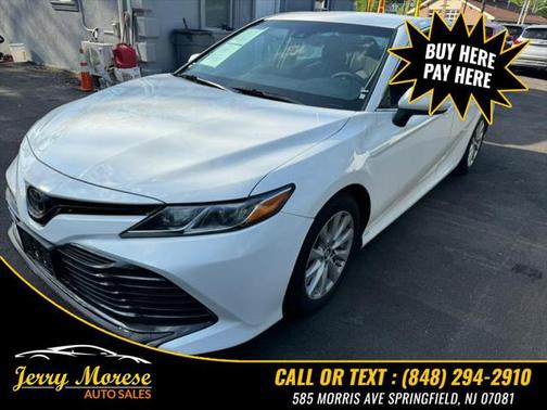 2018 Toyota Camry LE