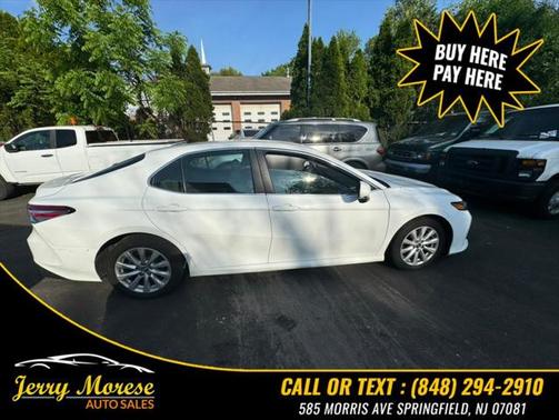 2018 Toyota Camry LE