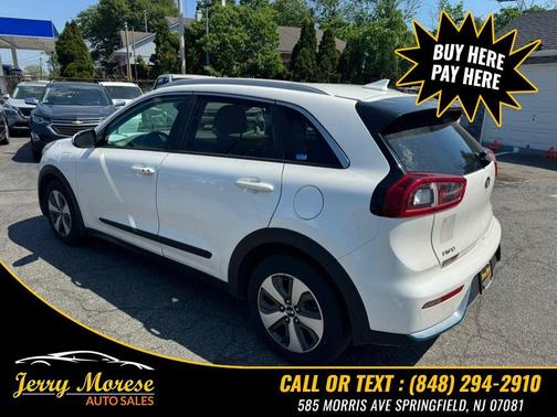 Snow White Pearl 2018 Kia Niro EX