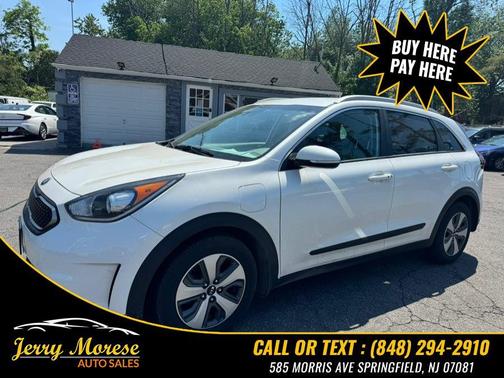 Snow White Pearl 2018 Kia Niro EX