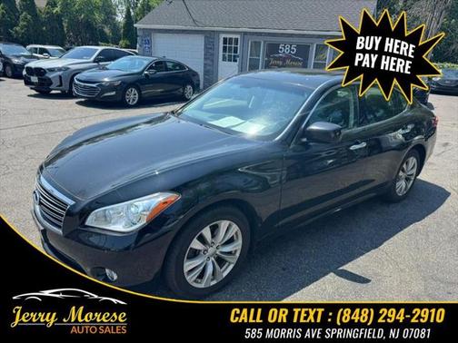 2012 INFINITI M56x Base