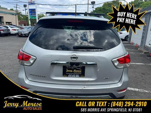 Brilliant Silver 2015 Nissan Pathfinder SL